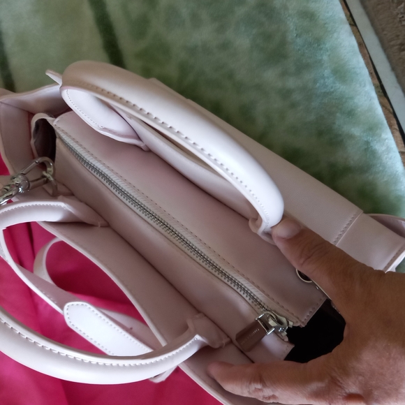 Charles Keith handbag - Picture 2 of 4